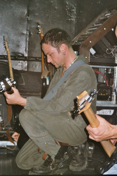 File:PaulPrisonJumpsuit.png