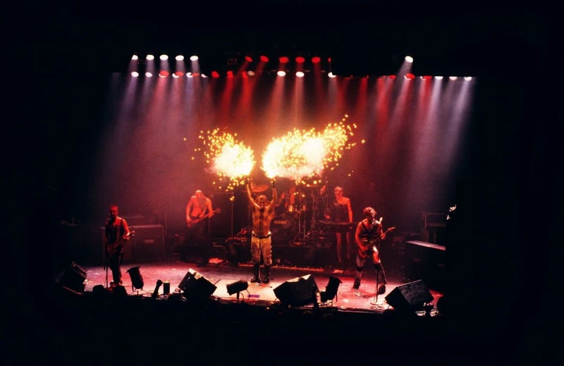File:27.04.1998.jpg
